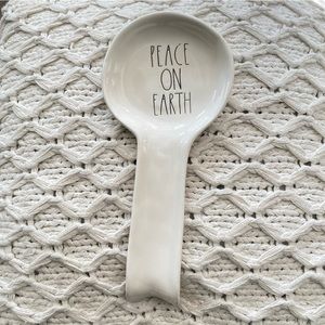 Rae Dunn PEACE ON EARTH spoon rest